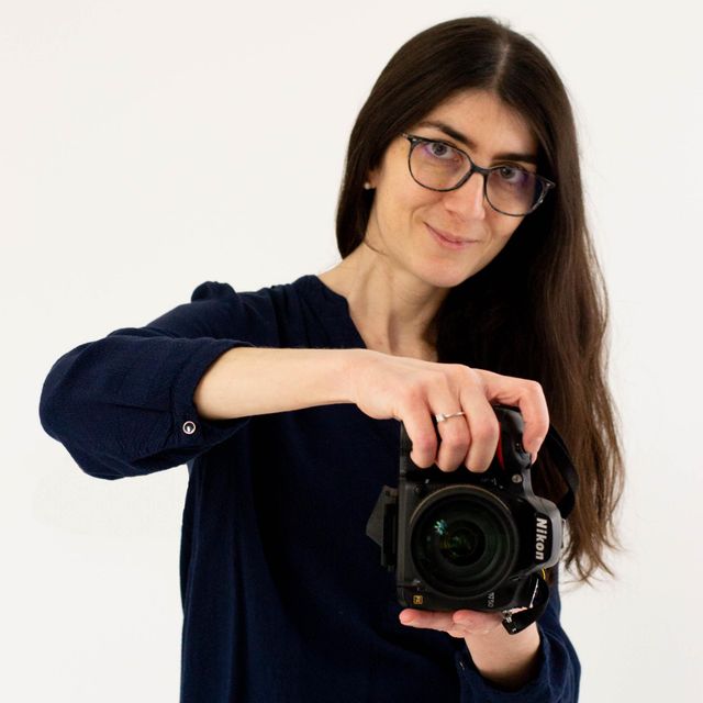 Photo d'une personne ayant l'air de réfléchir
